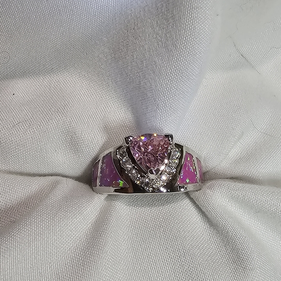 Gorgeous Pink CZ/Fire Opal Ring size 8 - Picture 7 of 15